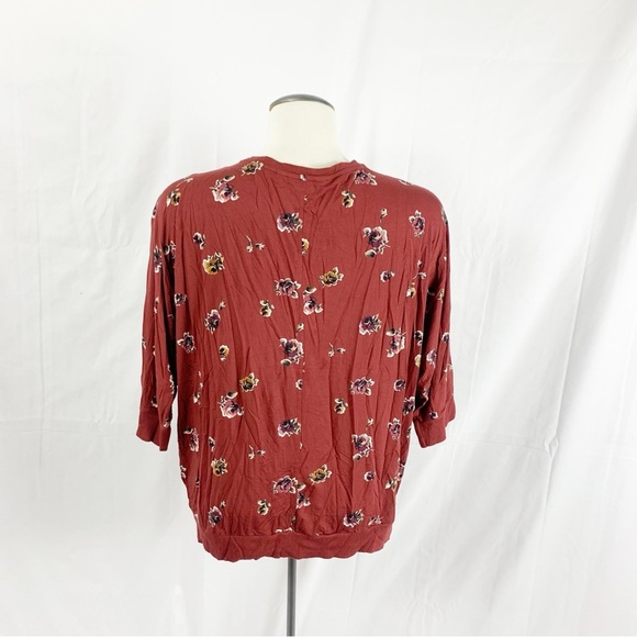 🌺Reitmans “The Relaxed” Burgundy Floral V-Neck Top Women’s XL🌺 - Picture 5 of 8